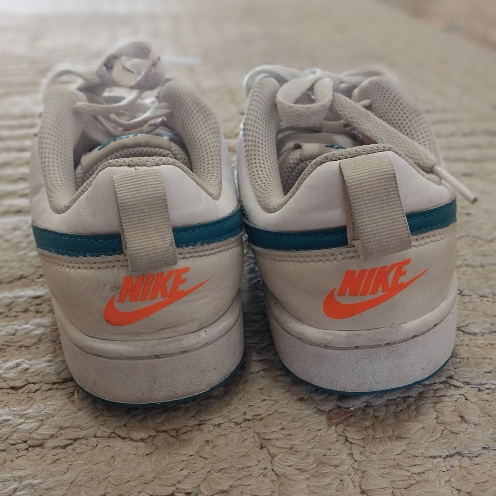 Nike Dunks - Picture 4 of 4